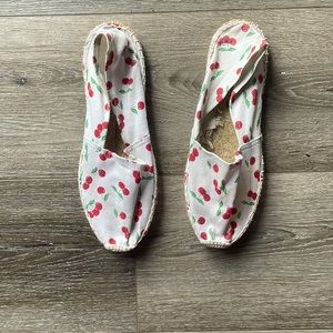 Made in Spain 6.5 cherry rope soled